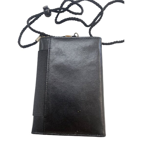 Buxton Genuine Leather Organizer Wallet With Pen - Picture 4 of 8